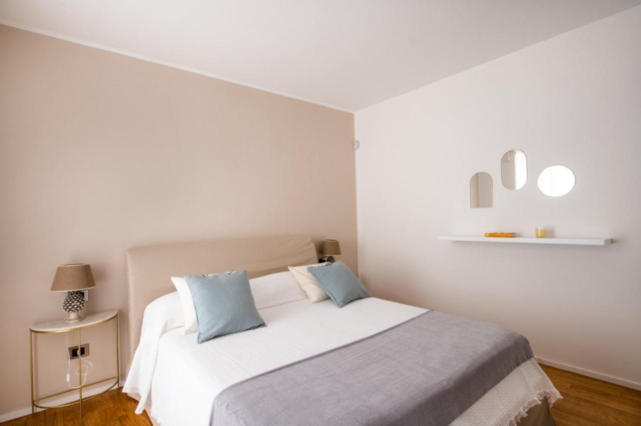 Moncada Suites & Apartments Palermo Esterno foto