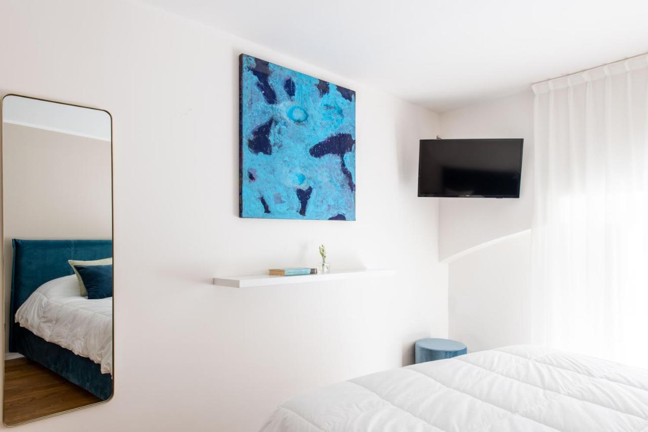 Moncada Suites & Apartments Palermo Esterno foto