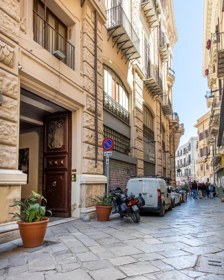 Moncada Suites & Apartments Palermo Esterno foto