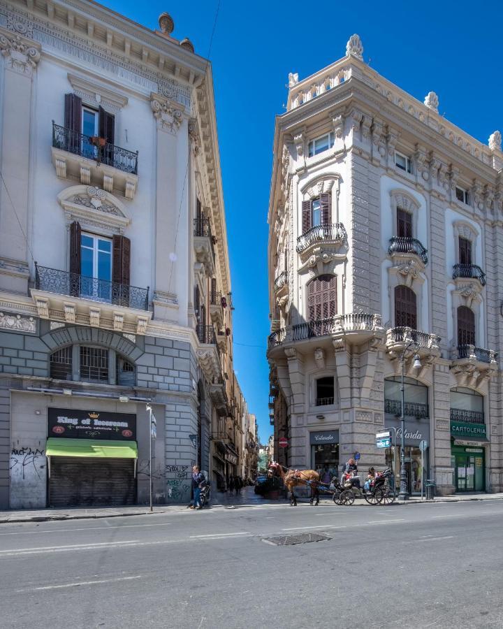Moncada Suites & Apartments Palermo Esterno foto